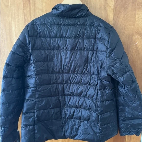 Women’s Jacket - Picture 2 of 4